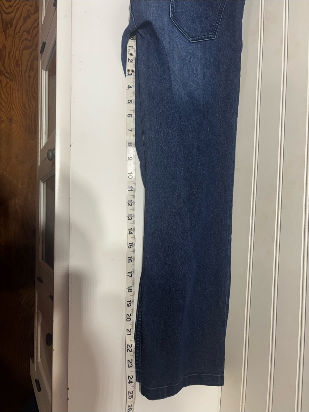 Bare Women’s straight leg jeans size 30 Med wash stretch classic denim - Picture 5 of 7